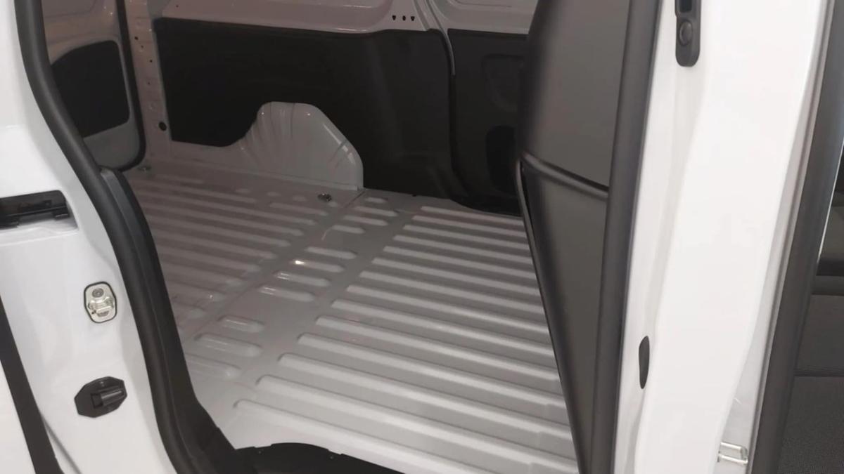 fiat-doblo-2025-diesel-1500cc