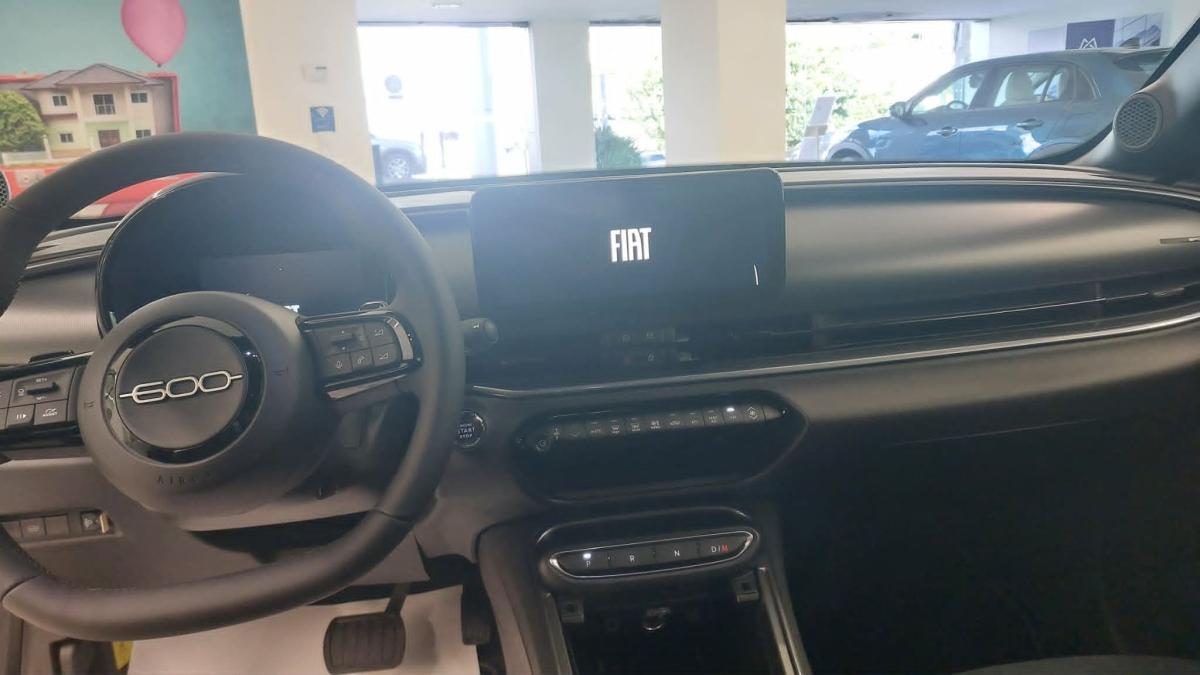 fiat-600-2026-gasolina-1199cc