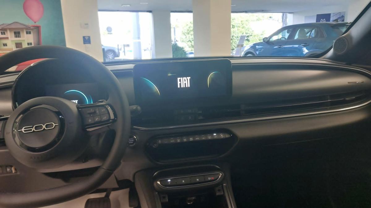 fiat-600-2026-gasolina-1199cc