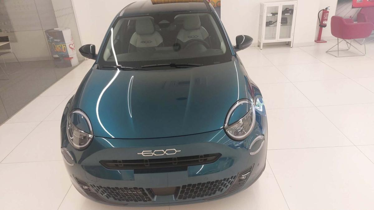 fiat-600-2026-gasolina-1199cc