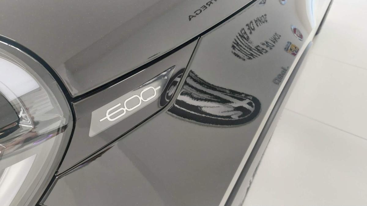 fiat-600-2026-gasolina-1199cc