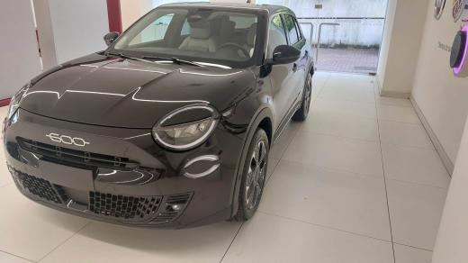 fiat-600-2026-gasolina-1199cc