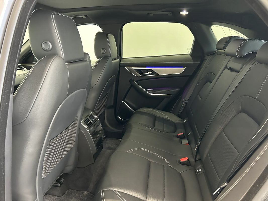 jaguar-f-pace-2024-hibrido-a-gasolina-1997cc
