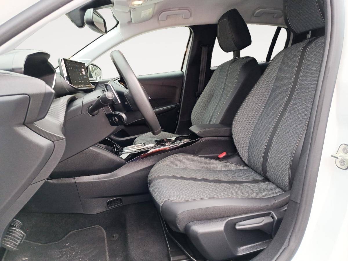 peugeot-208-2025-hibrido-a-gasolina-1199cc
