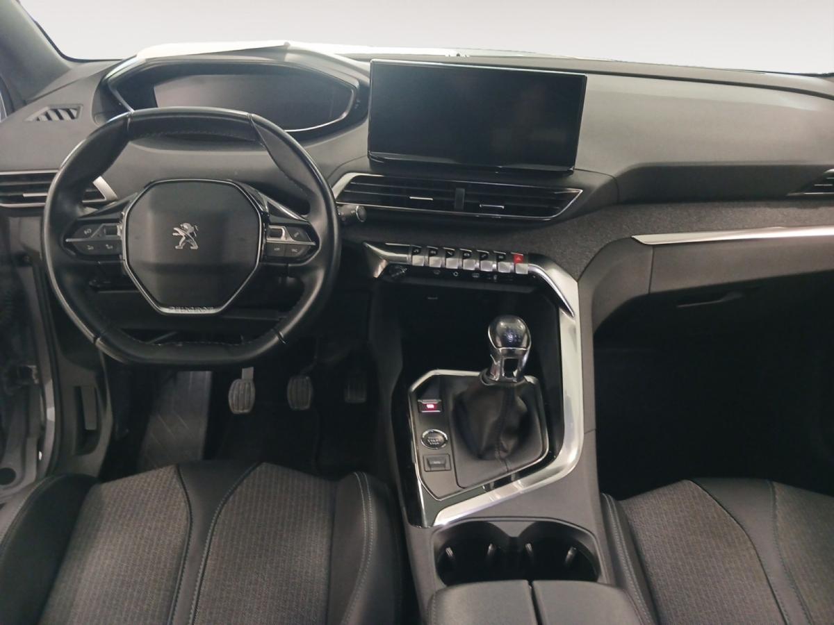 peugeot-5008-2023-gasolina-1199cc
