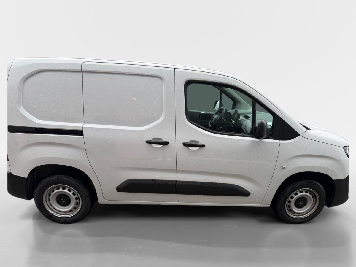 citroen-berlingo-2025-diesel-1499cc