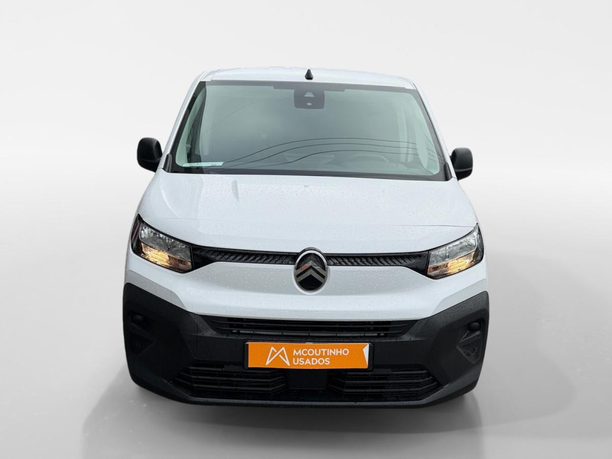 citroen-berlingo-2025-diesel-1499cc