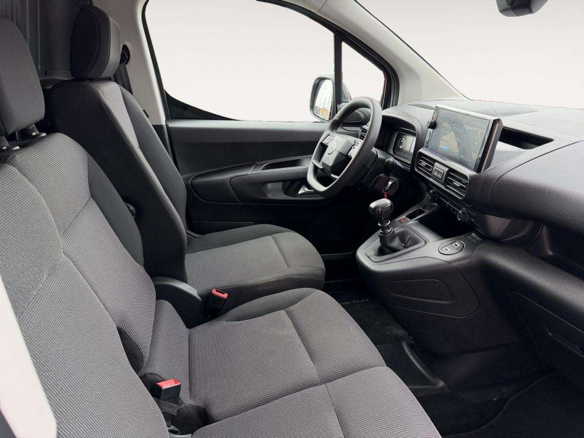 citroen-berlingo-2025-diesel-1499cc