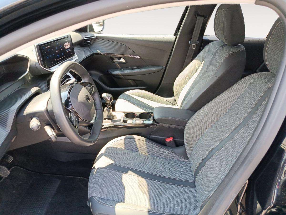 peugeot-208-2025-gasolina-1199cc