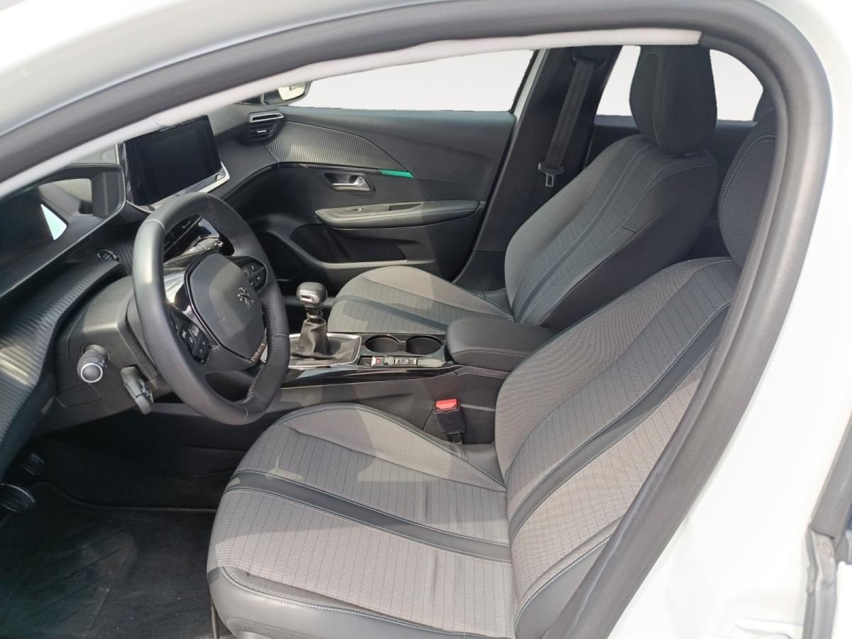 peugeot-208-2021-gasolina-1199cc