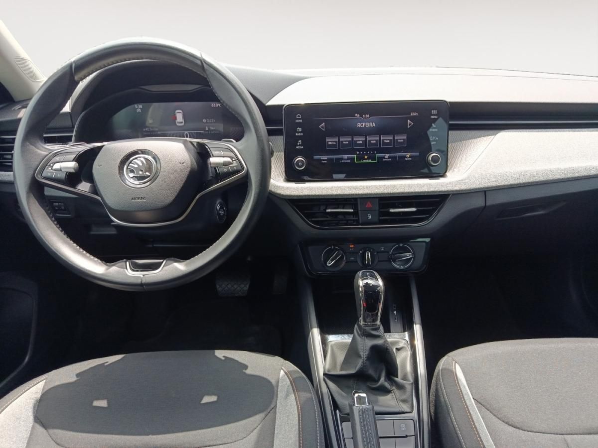 skoda-kamiq-2024-gasolina-999cc