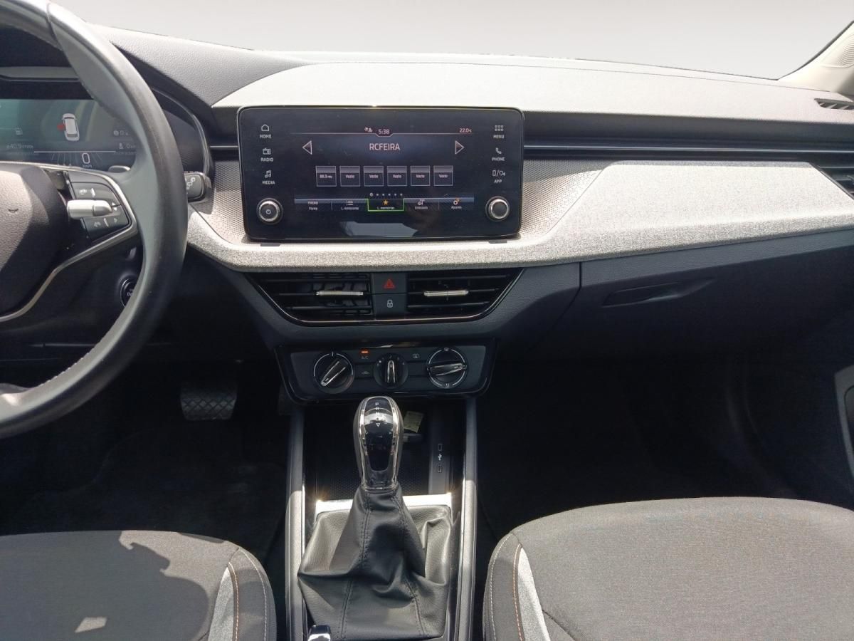 skoda-kamiq-2024-gasolina-999cc
