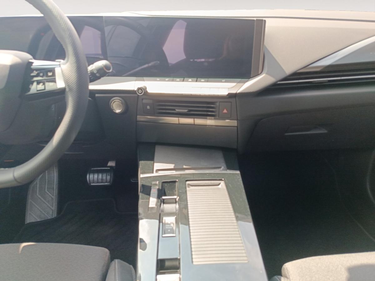 opel-astra-sport-tourer-2025-gasolina-1199cc