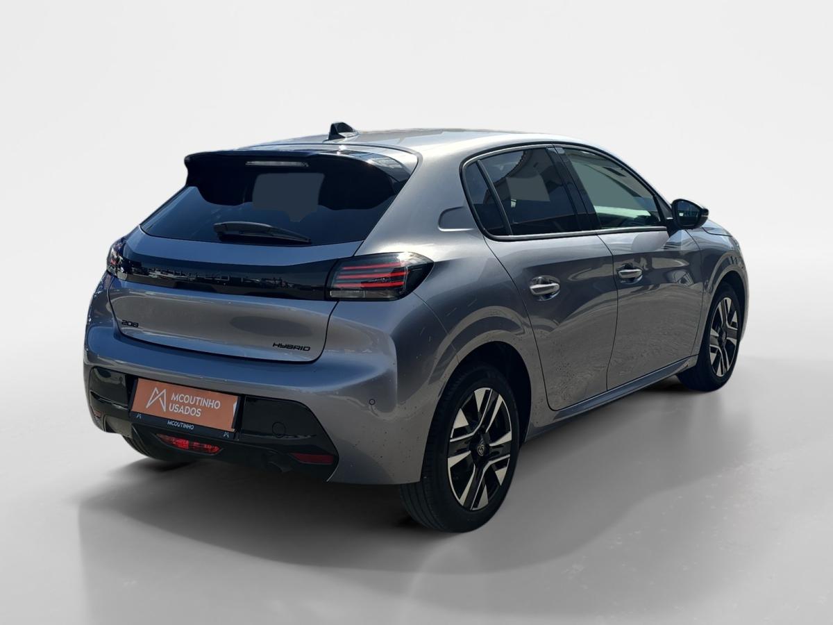 peugeot-208-2025-hibrido-a-gasolina-1199cc