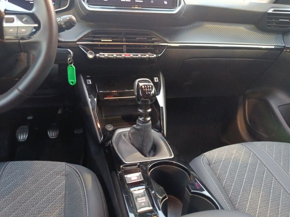 peugeot-208-2025-gasolina-1199cc