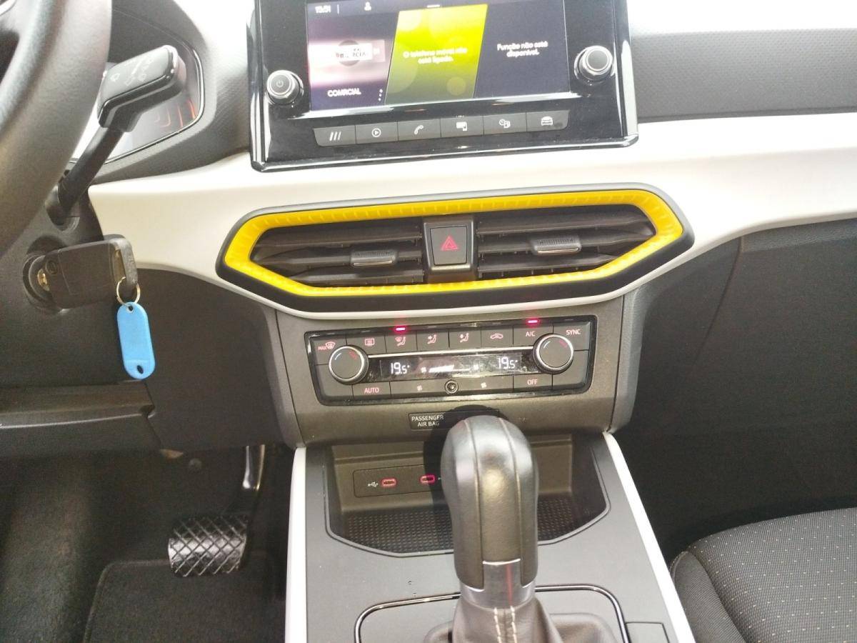 seat-arona-2024-gasolina-999cc