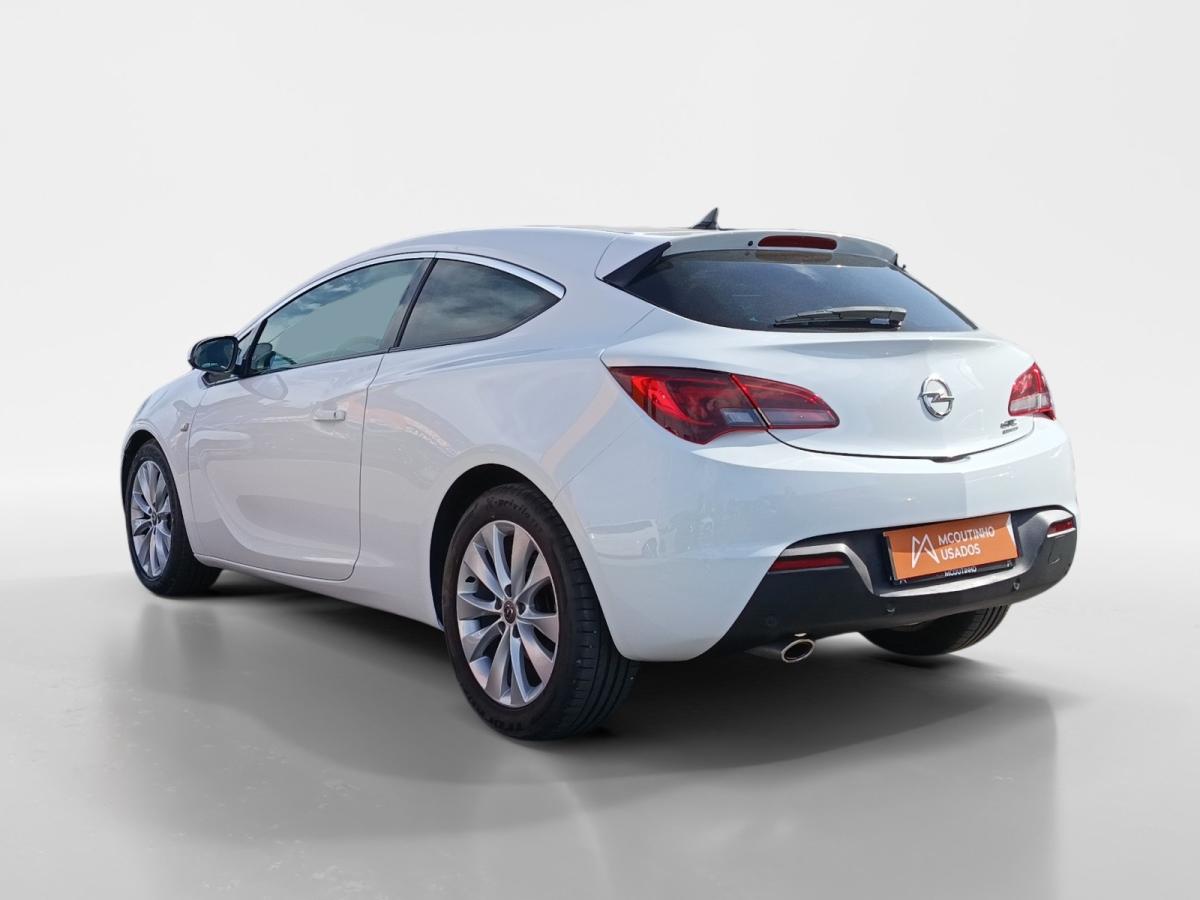 opel-astra-gtc-2013-gasolina-1364cc
