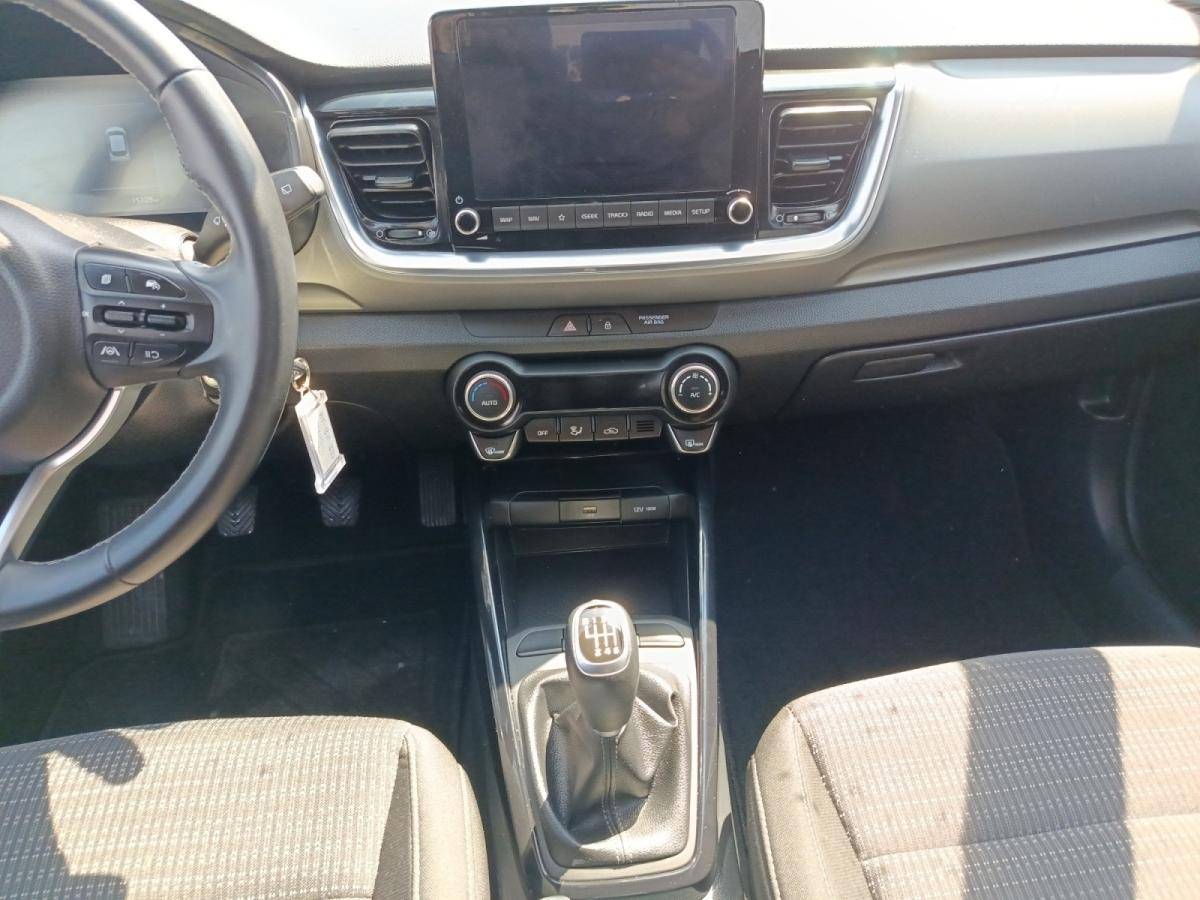 kia-stonic-2025-gasolina-998cc