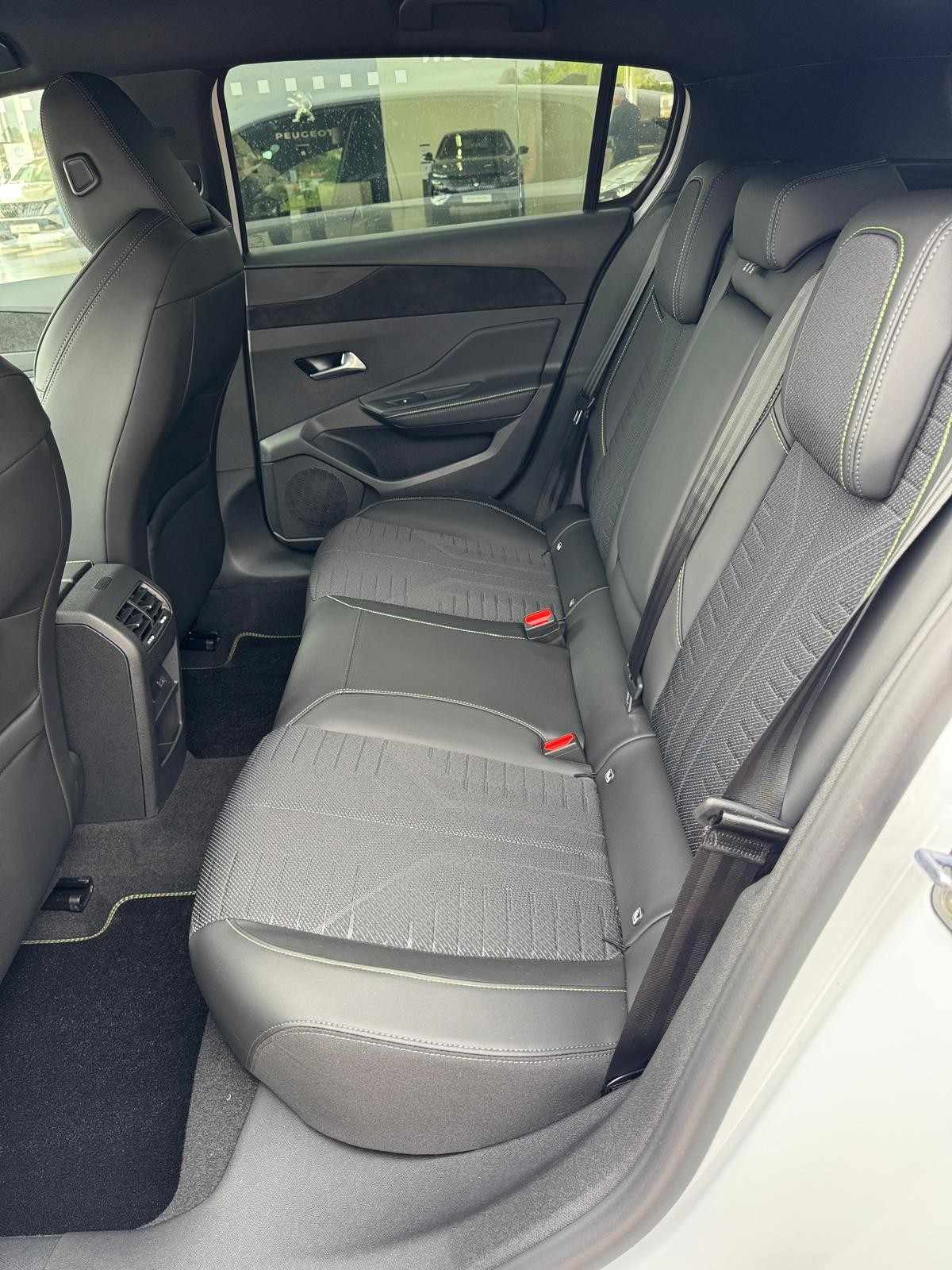 peugeot-308-2026-gasolina-1199cc
