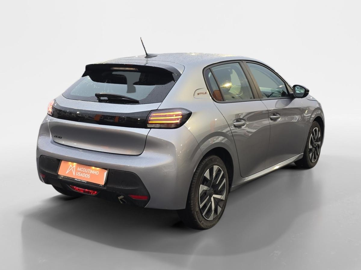 peugeot-208-2025-gasolina-1199cc