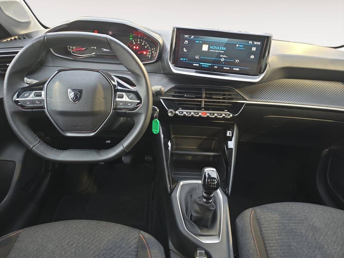 peugeot-208-2025-gasolina-1199cc