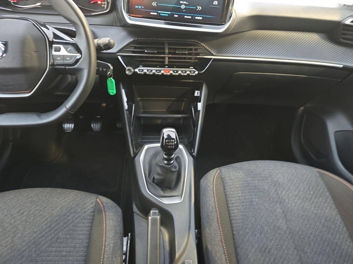 peugeot-208-2025-gasolina-1199cc