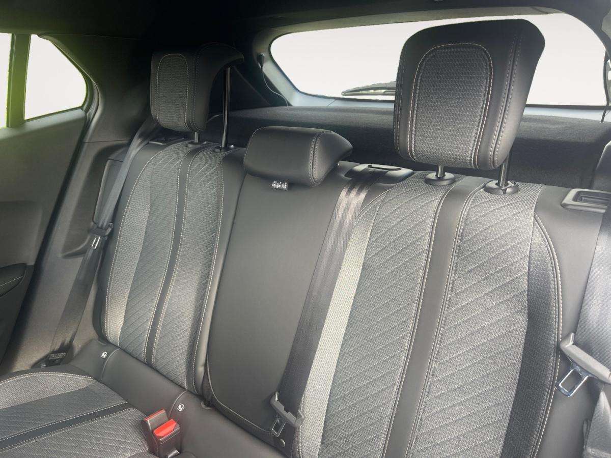 peugeot-2008-2025-eletrico-0cc