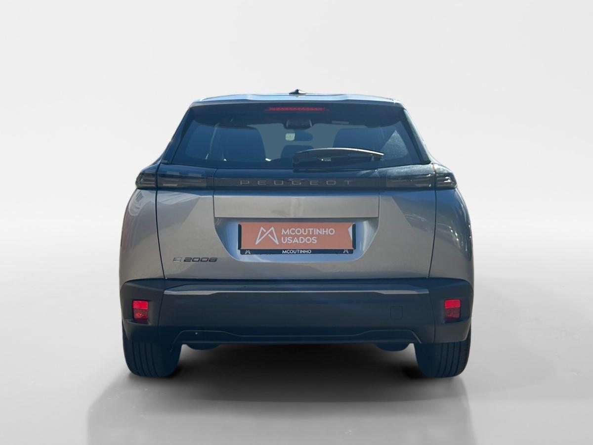 peugeot-2008-2025-eletrico-0cc