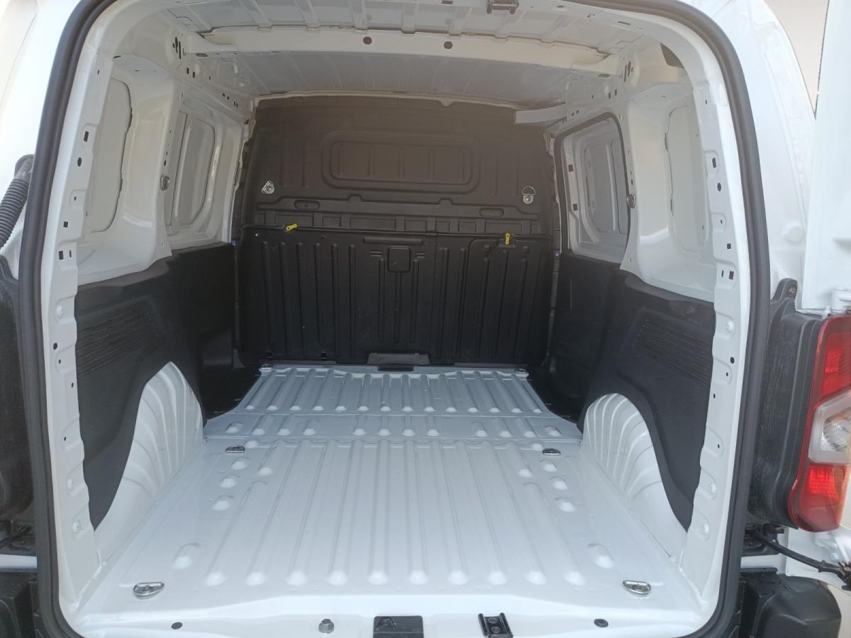 fiat-doblo-2023-diesel-1499cc
