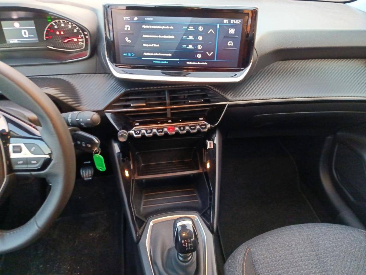 peugeot-208-2025-gasolina-1199cc