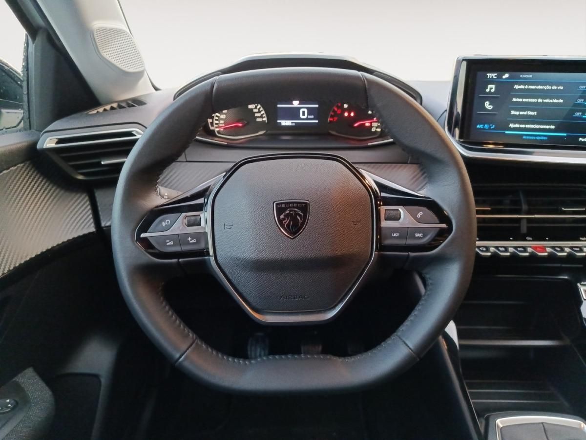 peugeot-208-2025-gasolina-1199cc