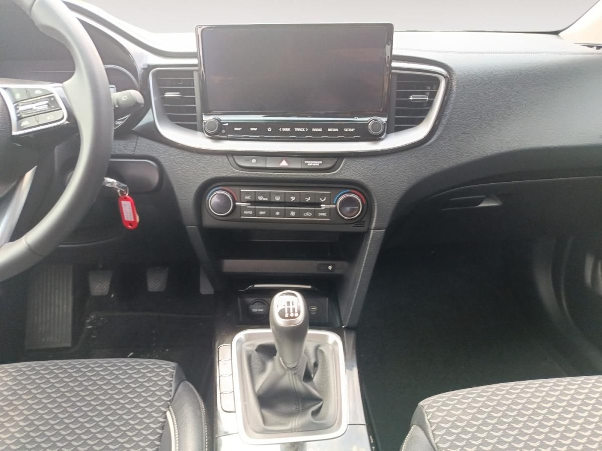 kia-ceed-sw-2025-gasolina-998cc