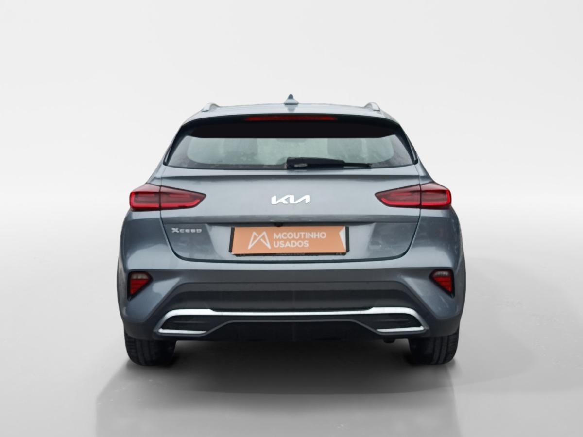 kia-xceed-2025-gasolina-998cc