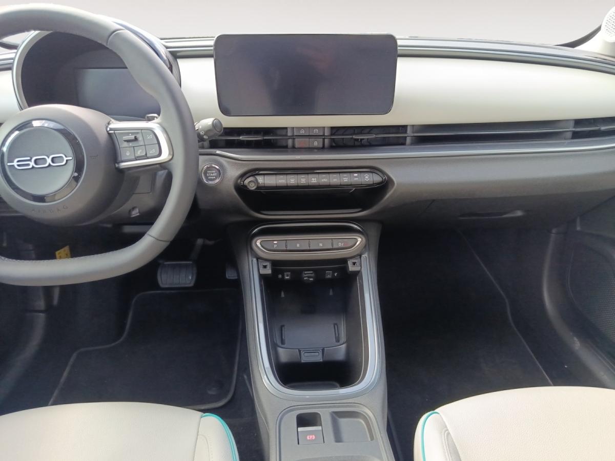 fiat-600-2024-gasolina-1199cc