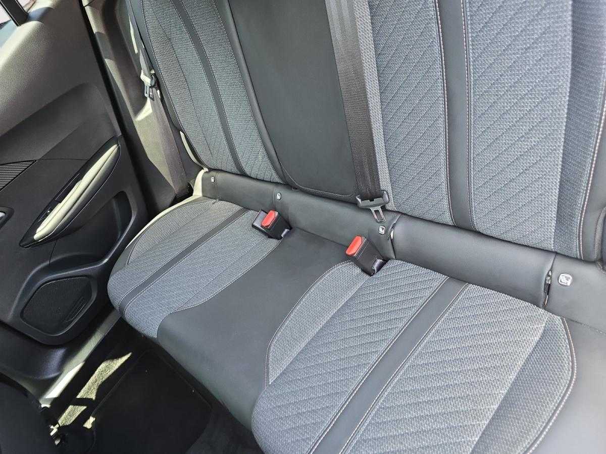 peugeot-2008-2025-hibrido-a-gasolina-1199cc