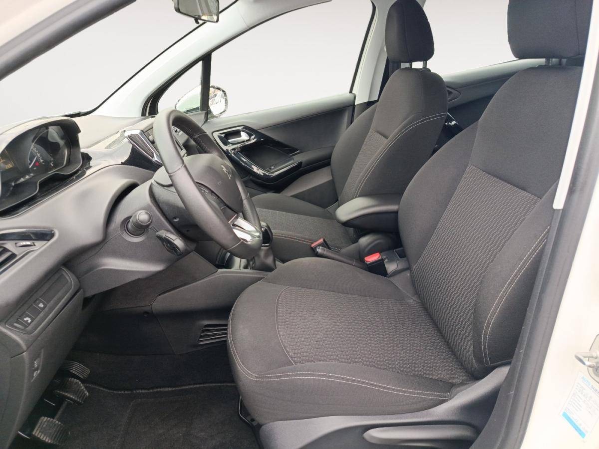 peugeot-208-2019-gasolina-1199cc