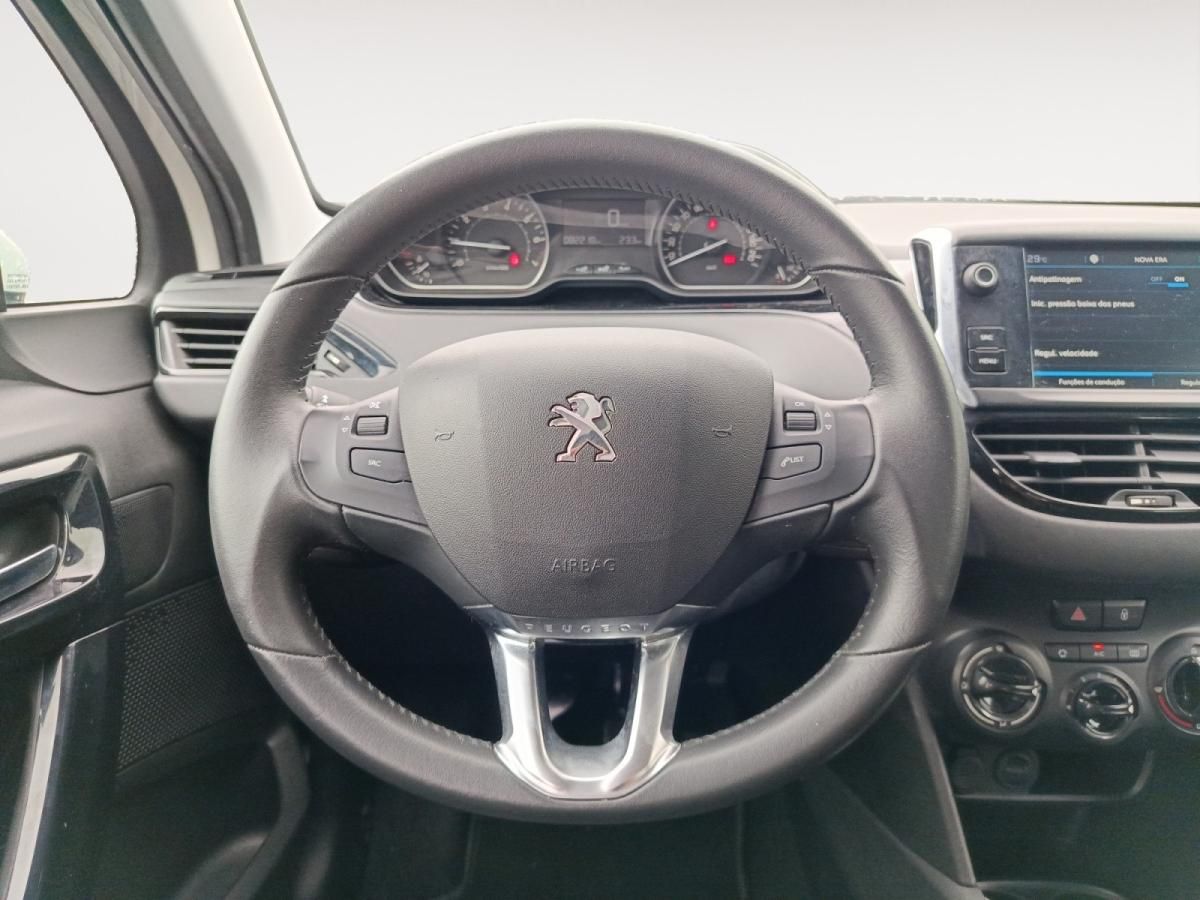 peugeot-208-2019-gasolina-1199cc