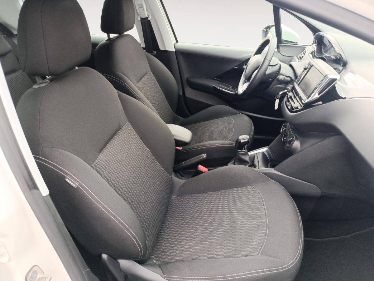 peugeot-208-2019-gasolina-1199cc