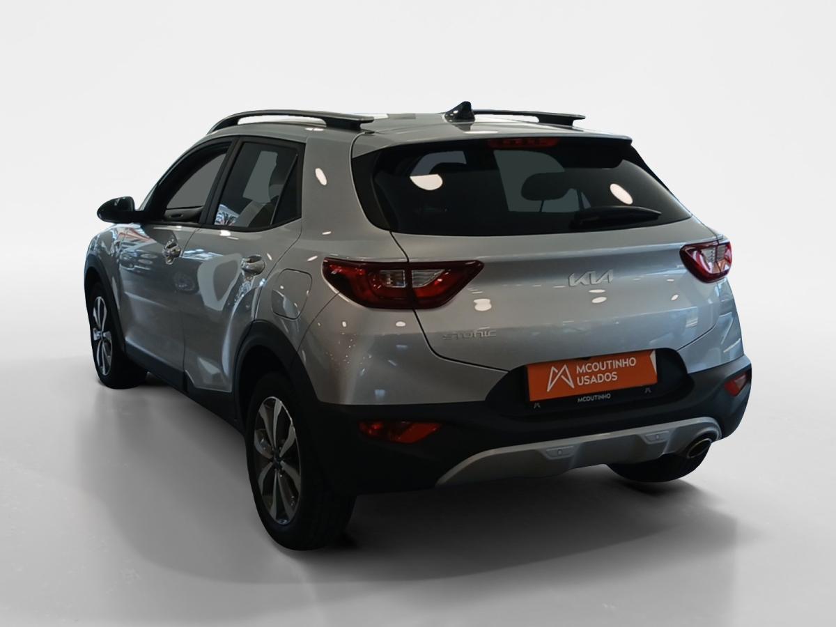 kia-stonic-2025-gasolina-1197cc