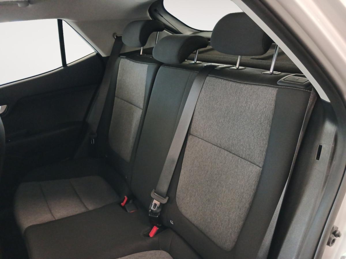 kia-stonic-2025-gasolina-1197cc