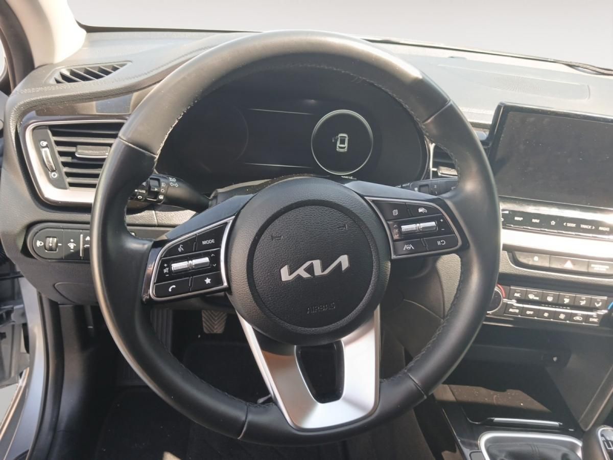 kia-ceed-2025-gasolina-998cc