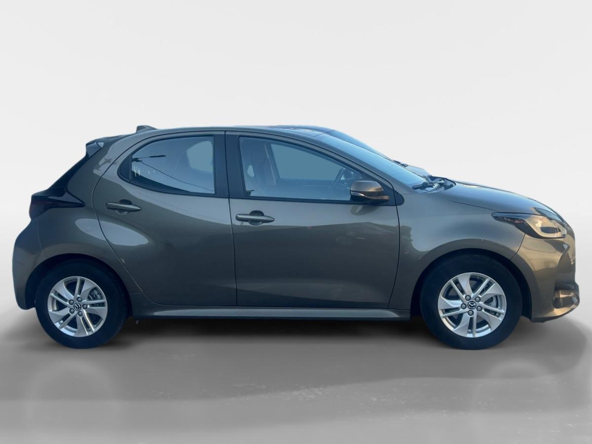 mazda-2-2024-hibrido-a-gasolina-1490cc