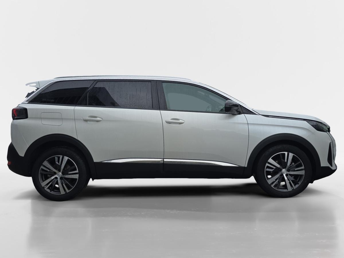 peugeot-5008-2024-diesel-1499cc