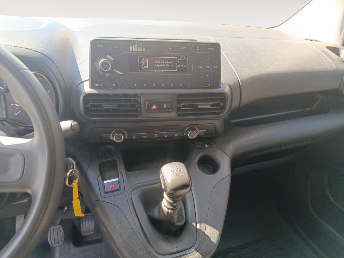 citroen-berlingo-2021-diesel-1499cc