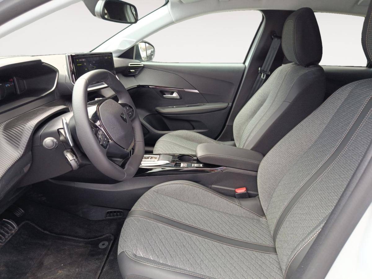 peugeot-208-2025-hibrido-a-gasolina-1199cc