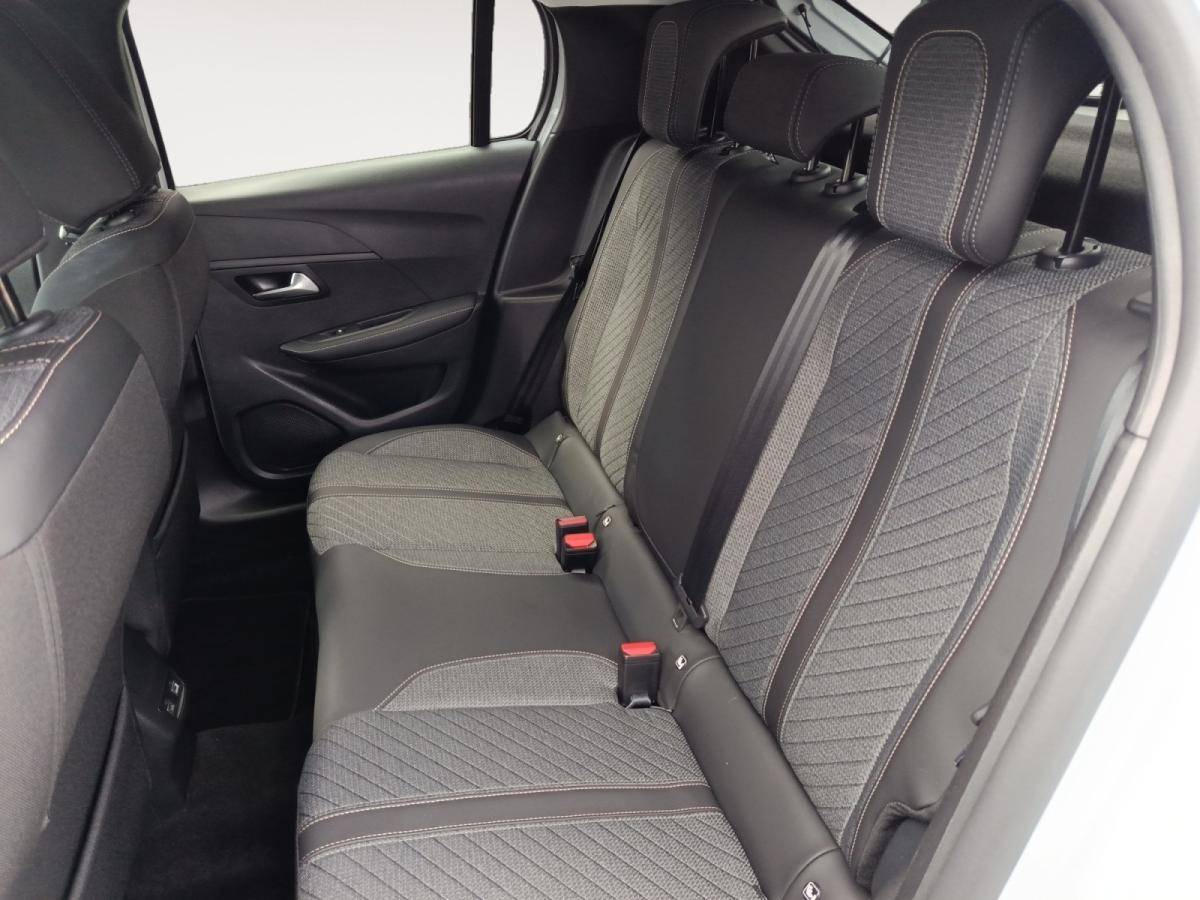 peugeot-208-2025-hibrido-a-gasolina-1199cc