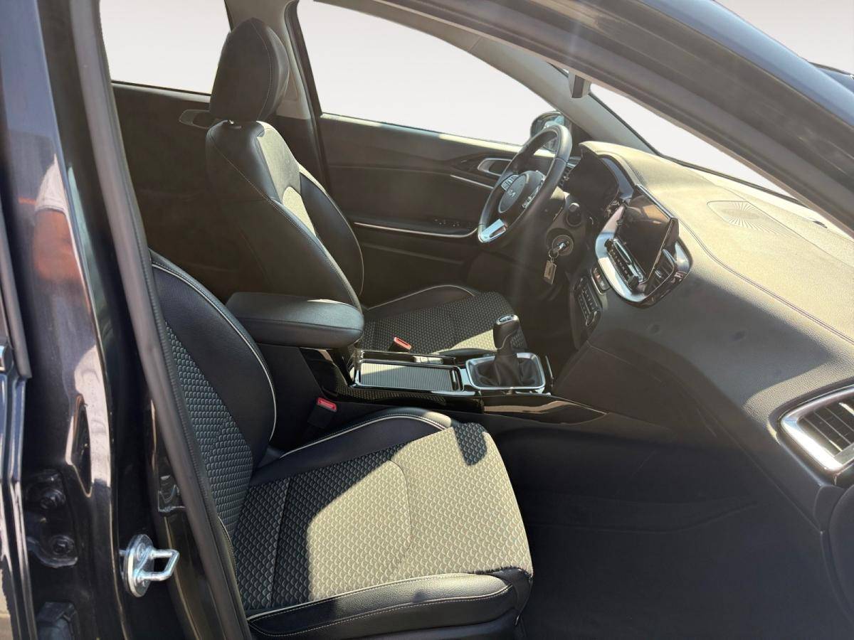kia-ceed-sw-2025-gasolina-998cc