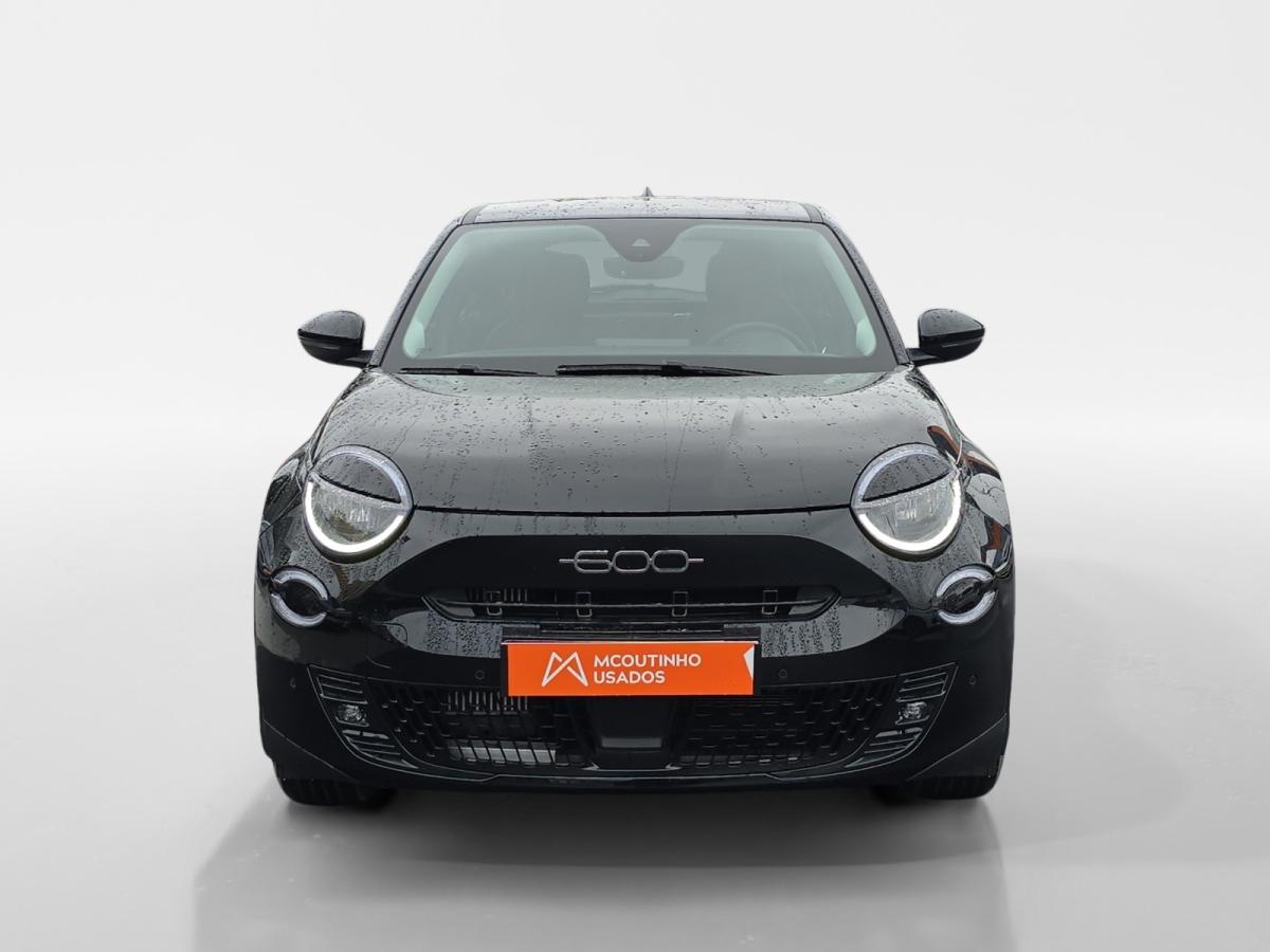 fiat-600-2025-gasolina-1199cc