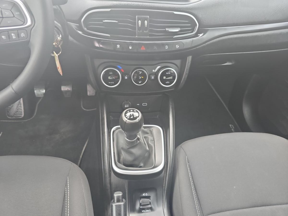 fiat-tipo-station-wagon-2023-gasolina-999cc