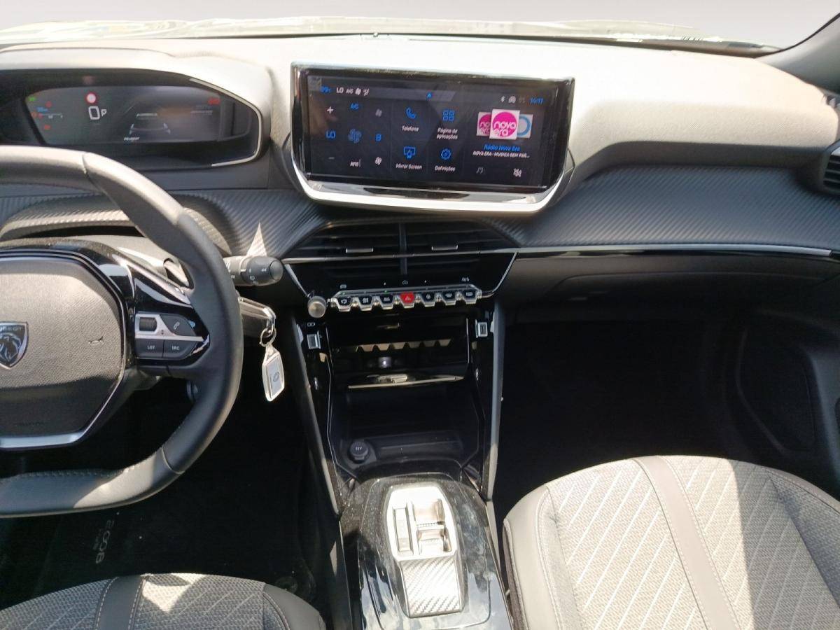 peugeot-2008-2025-hibrido-a-gasolina-1199cc